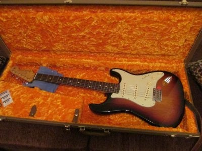 Buying My First Strat Classic Series 50 S Vs Classic Player 60 S Fender Stratocaster Guitar Forum